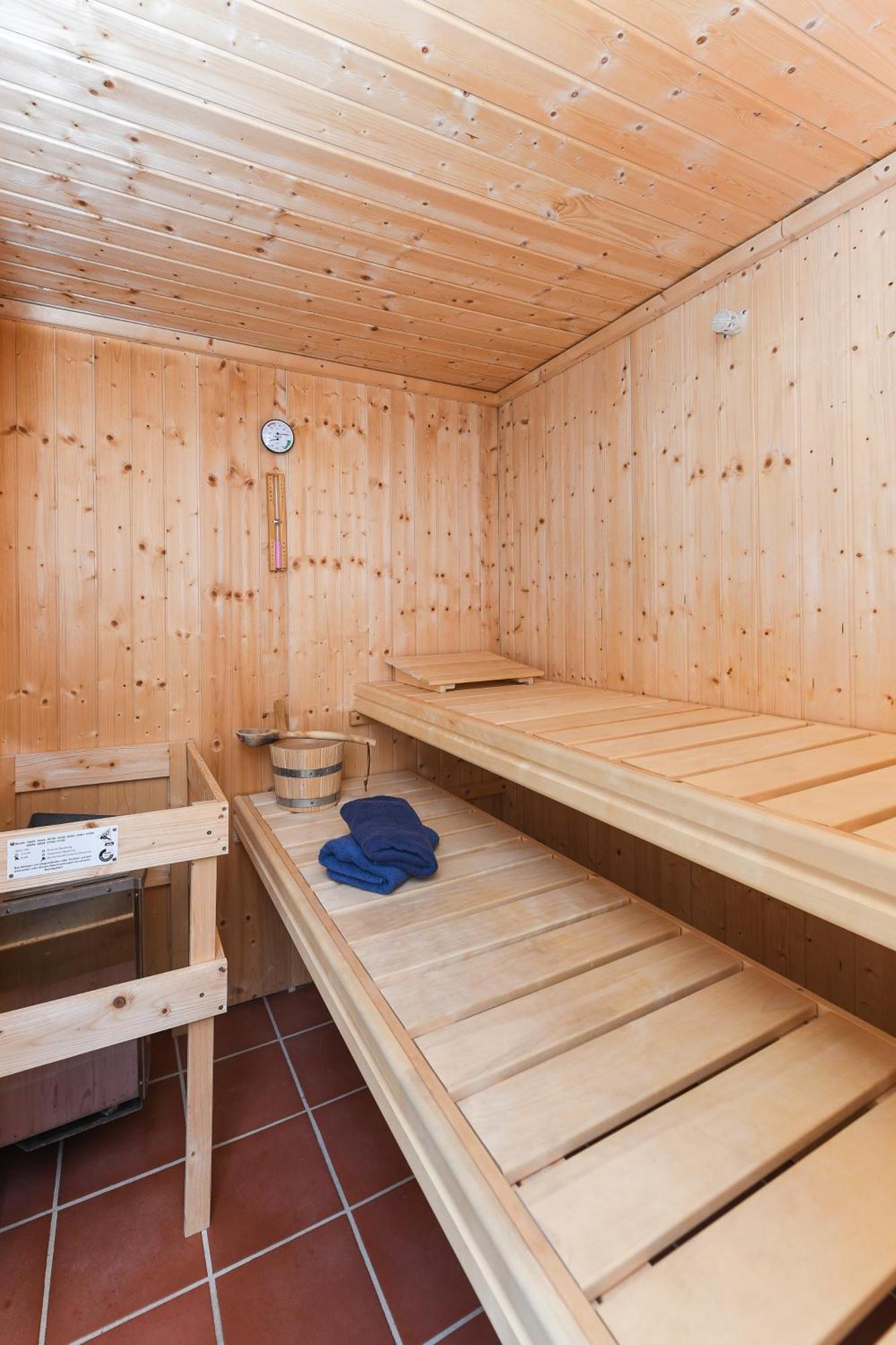 Ferienhaus Dohlennest คาโรลิเนนซีล ภายนอก รูปภาพ